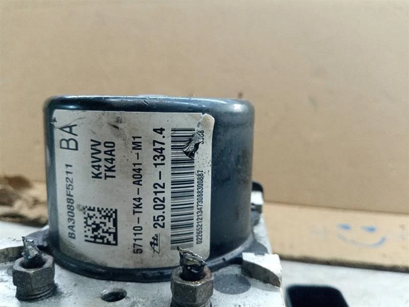 Used ABS Modulator fits: 2009 Acura Tl Modulator Assembly vehicle stability assi Foto 3 de 4