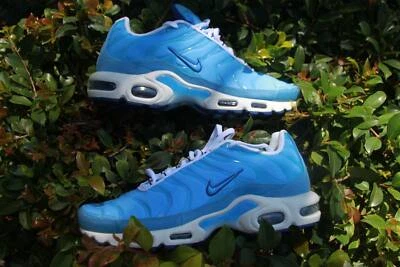 air max plus unc