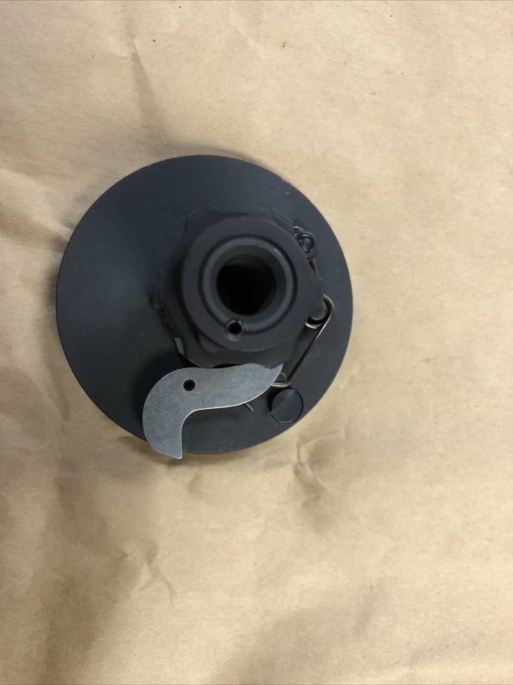 Furo inferior Juki MBH-180 parafuso prisioneiro de rolamento ranhurado cam Asm, para máquina de cor branca - Imagem 3 de 4