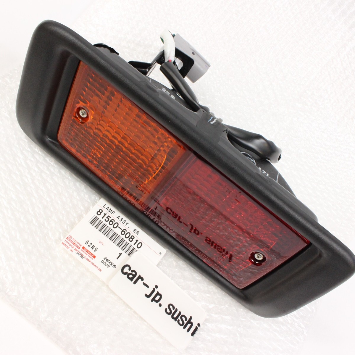 TOYOTA Genuine Land Cruiser 70 Tail Light Bumper COMBINATION TOYOTA Genuine Land Cruiser 70 Tail Light Bumper COMBINATION