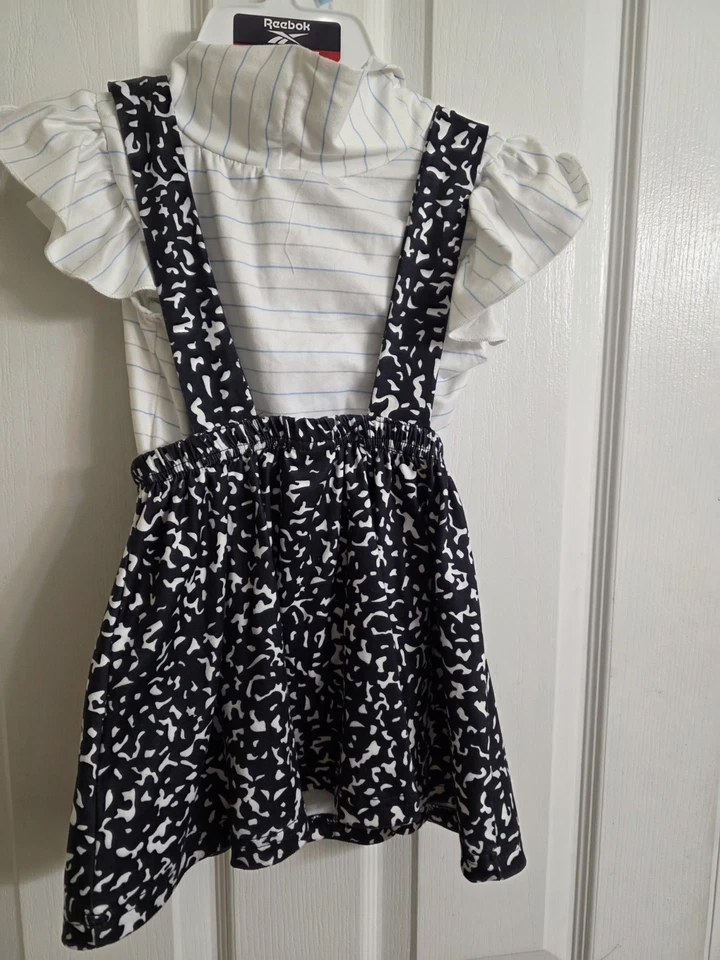 Vestido y camisa de composición para niña talla M blanco y negro buen estado Foto 2 de 2