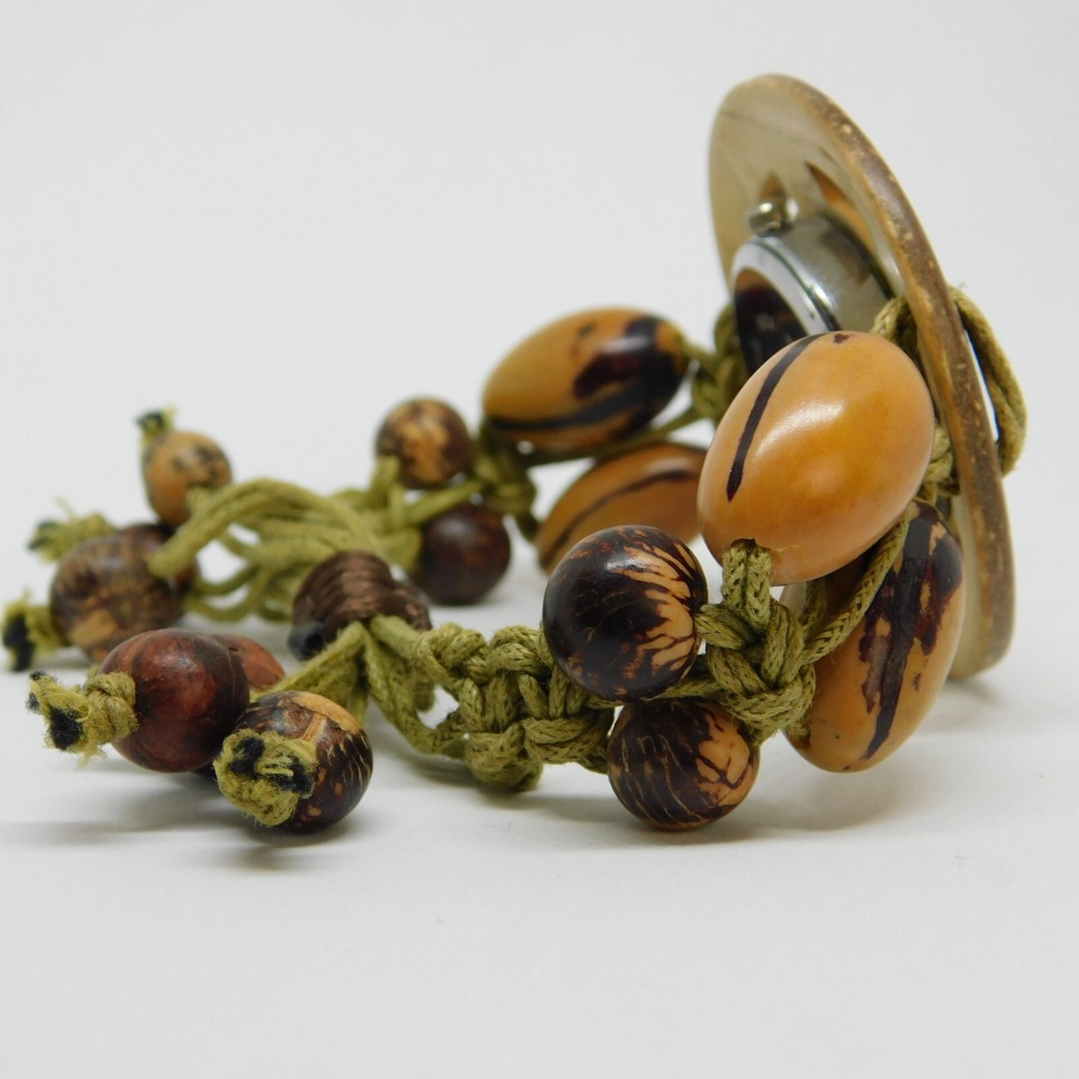 KDN Wooden Quartz Analog Women display picture 3