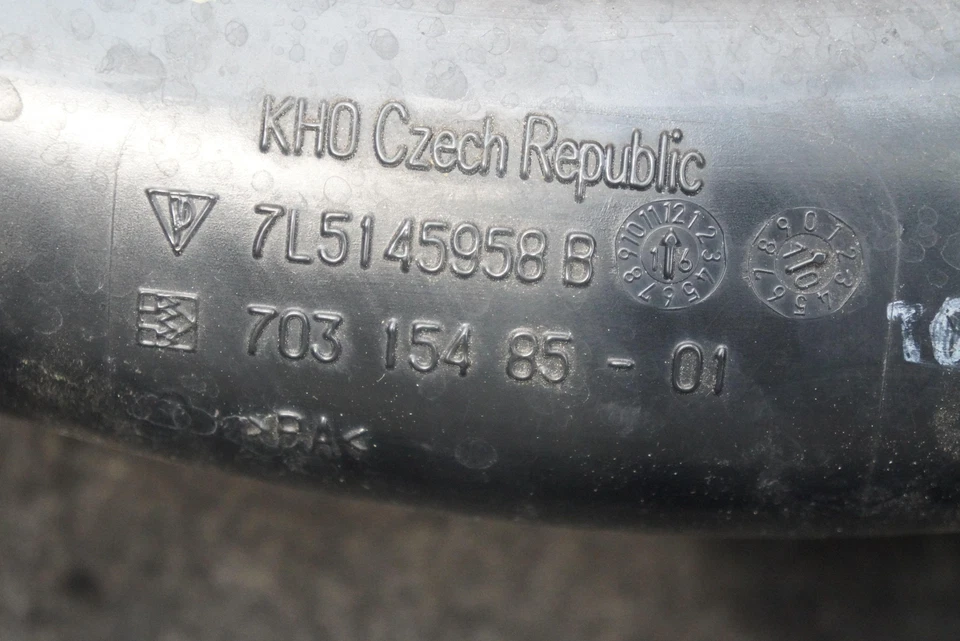 Juego de 2 mangueras de tubo intercooler 7L5145957A OEM Porsche Cayenne Turbo S 92A 2018 Foto 4 de 4