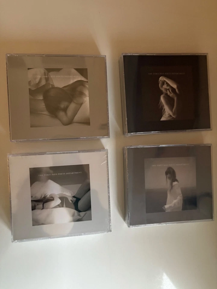 The Tortured Poets Department Taylor Swift Deluxe CDs SET (4) New SEALED *SALE* - Bild 2 von 4