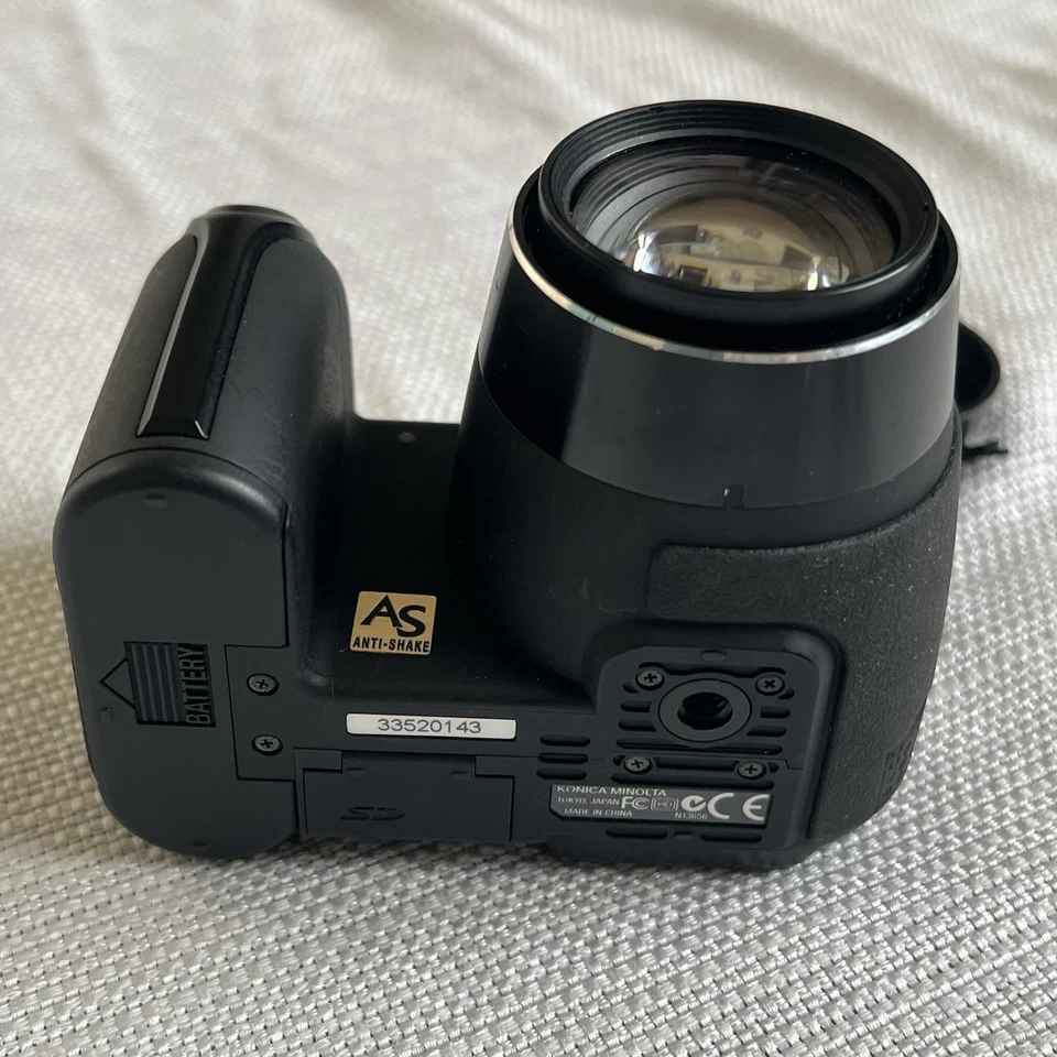 KONICA MINOLTA DiMAGE Z5 Compact Digital Camera - Image 4 of 4