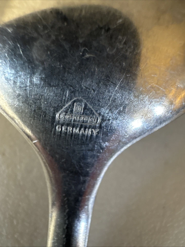 WMF Cromargan Germany FORM Stainless Serving Spoon & Fork Set - Image 4 of 4