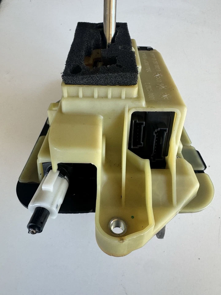 05-11 Mercedes R171 SLK300 SLK350 Gear Shift Shifter Selector Box OEM - Image 4 of 4