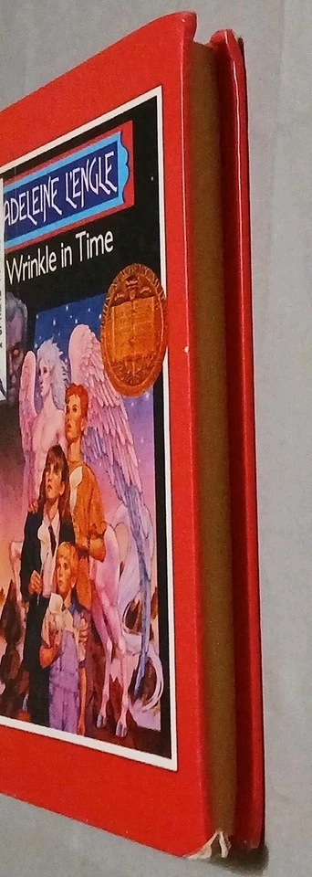 1973 A Wrinkle in Time by Madeleine L'Engle *RARE* PERMABOUND First Edition - Image 4 of 4