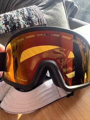 Oakley Target Line Large Snow Goggles Black Frame Fire Iridium Lens Worn Once