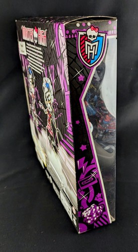 Mattel Monster High Doll Zombie Shake Meowlody and Purrsephone 2013 New In Box N - Picture 4 of 9