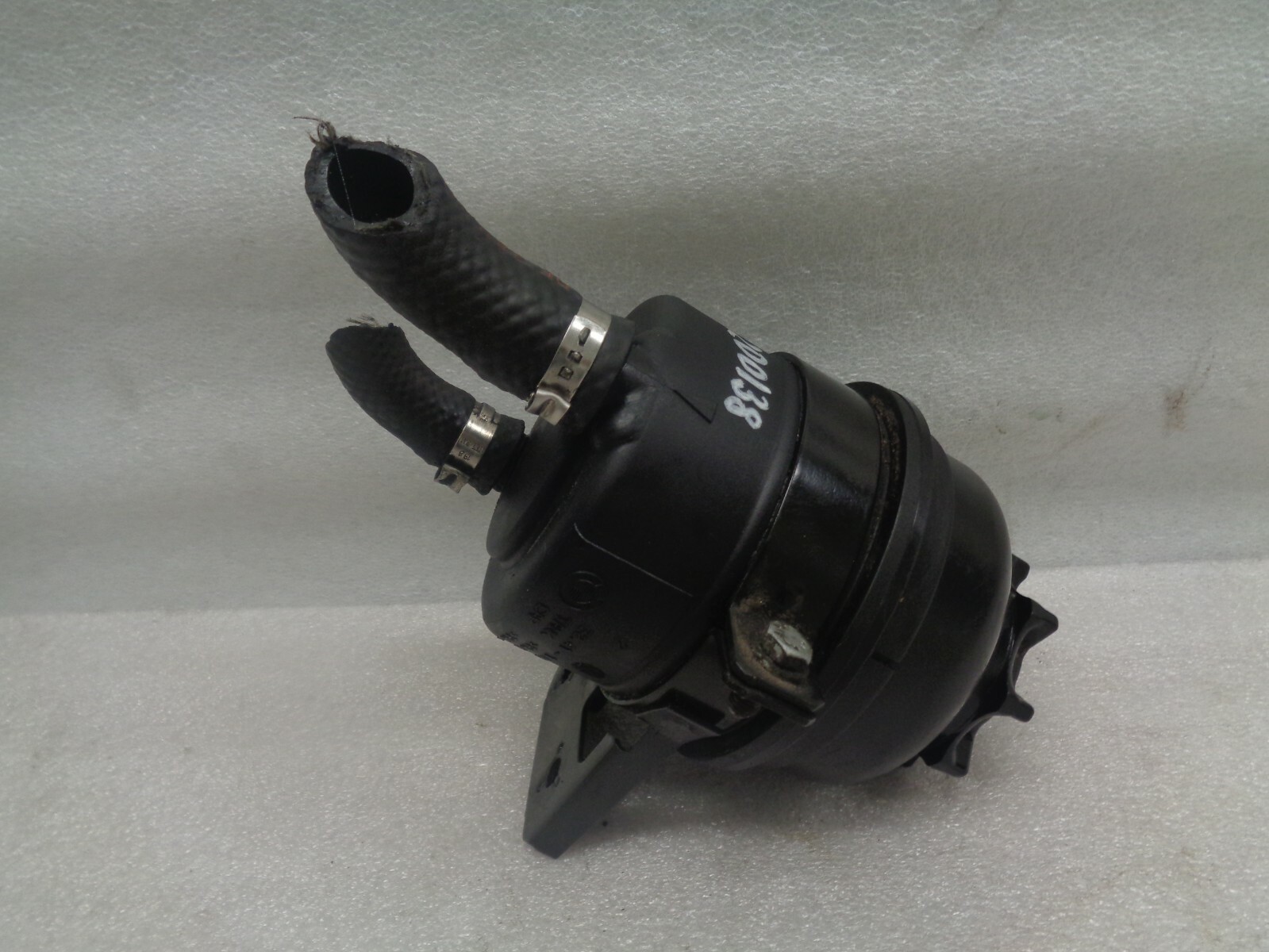 20002006 BMW X5 Power Steering Reservoir Fluid Tank 1097164 OEM