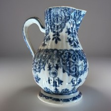 Chinese Export Blub Shaped Jug, Rouen Pattern, Qing Dynasty/Kangxi Period C 1720