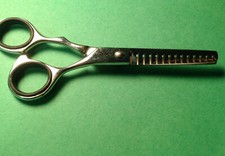 BEAUTIFUL SALON BARBER DESIGNER SCISSORS HAIR CUTTING