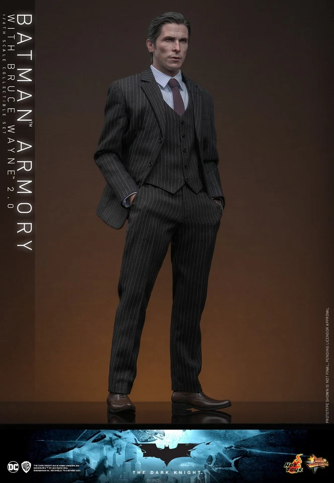 Pedido anticipado Hot Toys MMS750 The Dark Knight 1/6 Batman Armory con Bruce Wayne 2.0 Foto 4 de 4