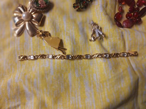 Lot Of Vintage Brooches And  Necklace  And A Bracelet - Afbeelding 12 van 12