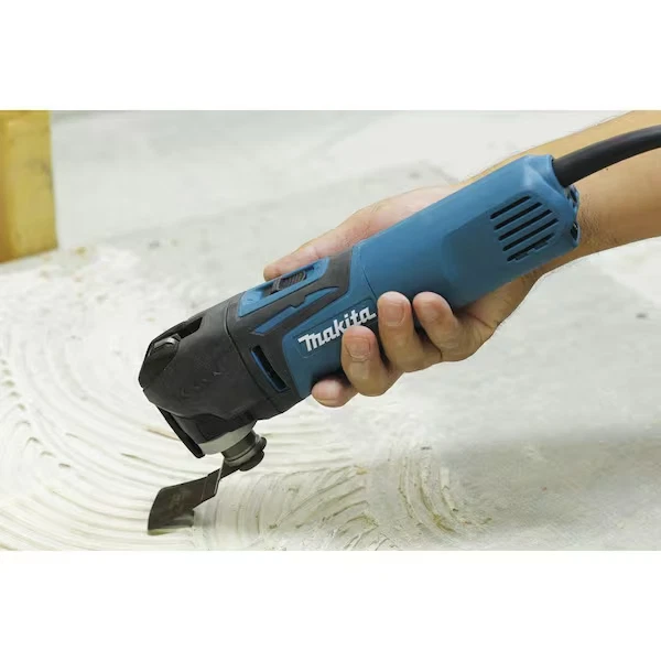 Makita 3 Amp Variable Speed Corded Oscillating Multi-Tool Kit - TM3010CX1 || New - Image 4 of 4