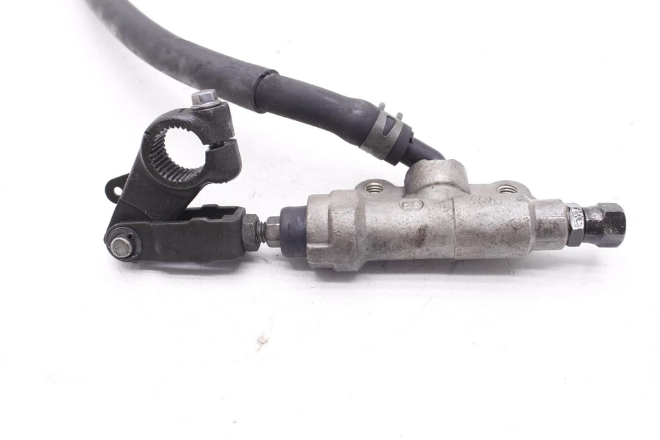 Yamaha Royal Star Xvz1300at 1996 OEM cilindro maestro de freno trasero R11.BX14 Foto 3 de 4