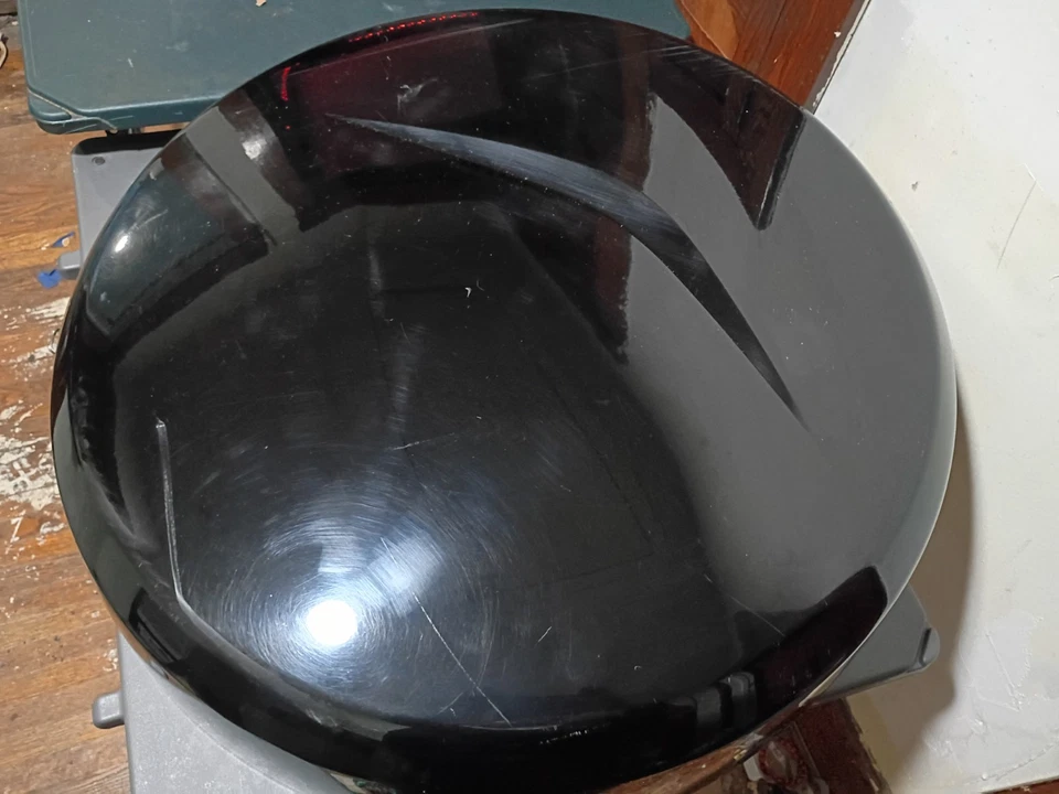 Cubierta rígida para neumático de repuesto trasero Toyota RAV4 2006-2008 negra Foto 2 de 4