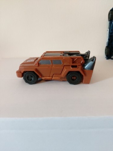 Transformers One Step Turbo Changer Autobot HOUND, BARRICADE, & QUILLFIRE - Picture 6 of 8