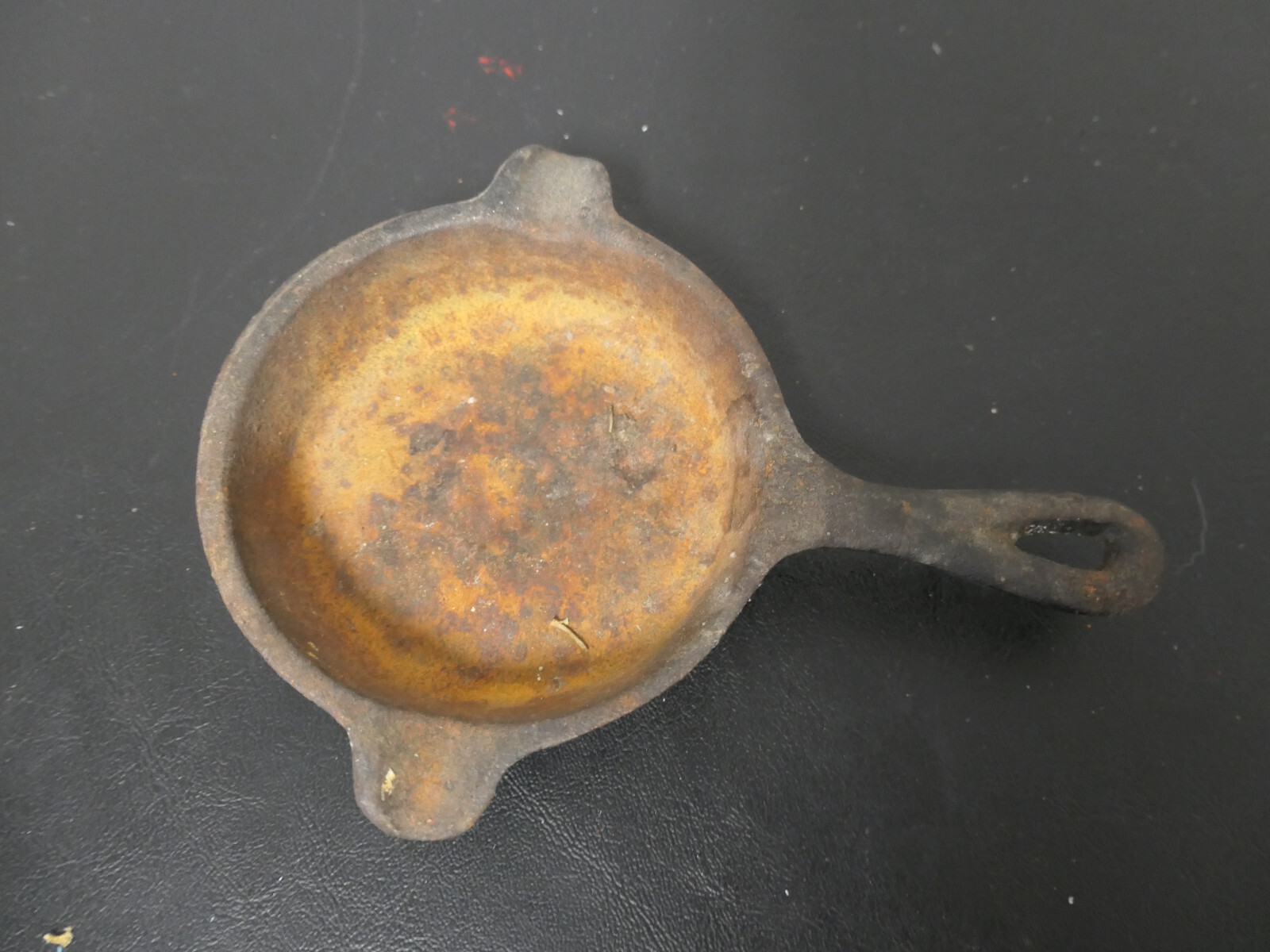 Vintage 4" Cast Iron Pan eBay