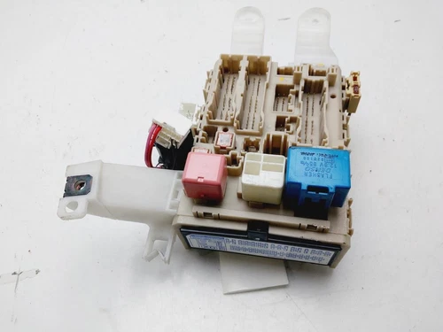 827300F320 Caja Reles/Fusibles para TOYOTA VERSO (AUR2/ZGR2) Advance 20 8796643 - Imagen 2 de 10