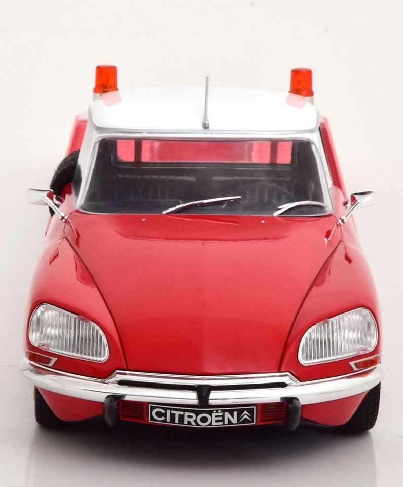 CMR CMR139 1/18 Citroen DS Tissier Auto Camion 1970 Rosso/Bianco Modello Auto - Immagine 4 di 4