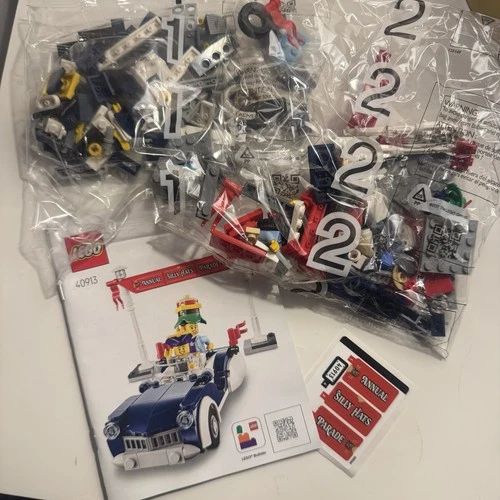 LEGO Icons Vintage Parade Car 40913 243 Pieces GWP NO BOX
