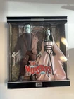 Vintage Barbie Collector Edition – The Munsters Gift Set Herman & Lily – Mattel