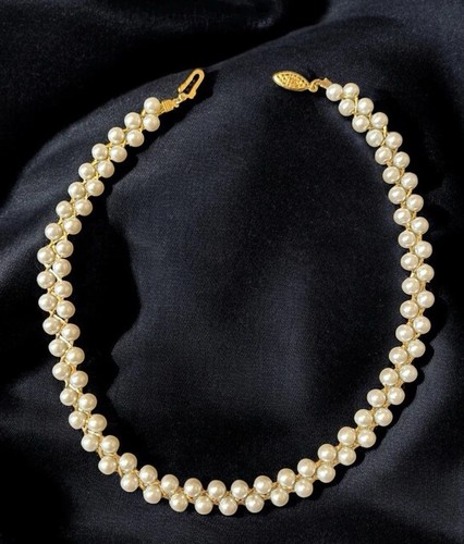 Avon Vintage 1980’s Gold Tone Double Faux Pearl Necklace 16”
