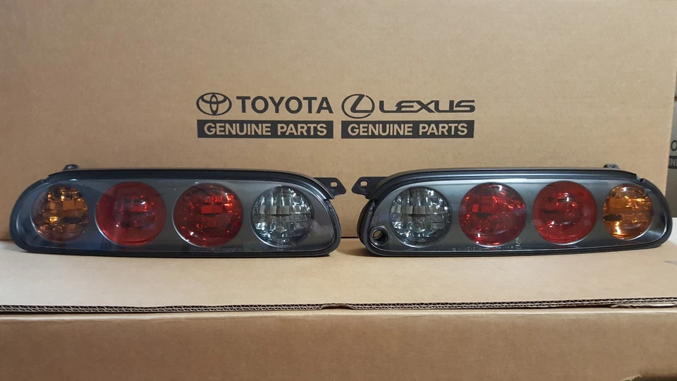 Luces traseras Toyota Supra 97-98 estilo MKIV carcasa negra Foto 2 de 4