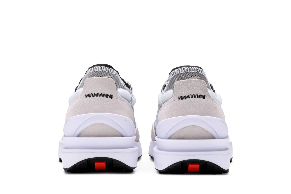 Level SS/New - Nike Waffle One 