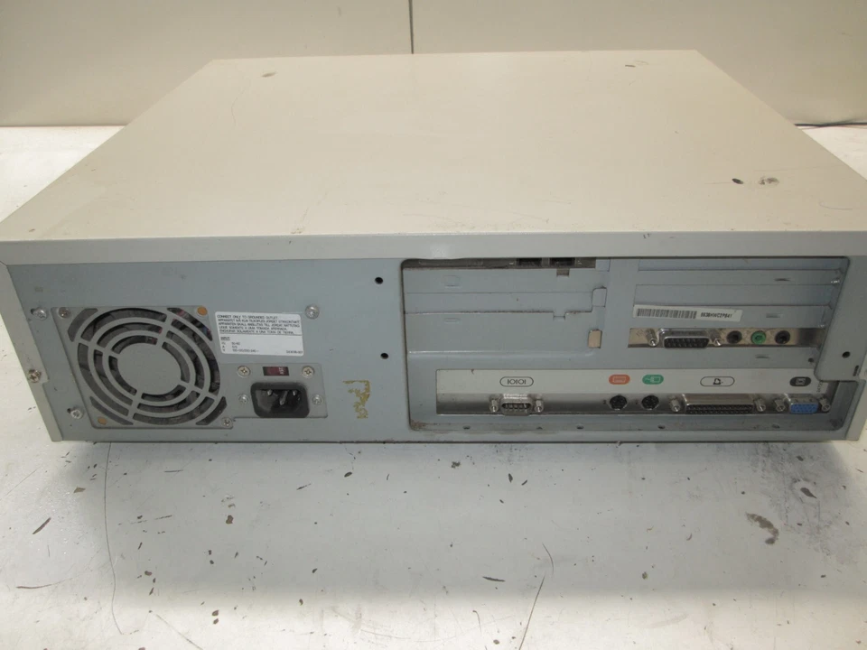 Compaq Deskpro 2000 Intel Pentium 200MHz 64MB NO HDD - Image 3 of 4