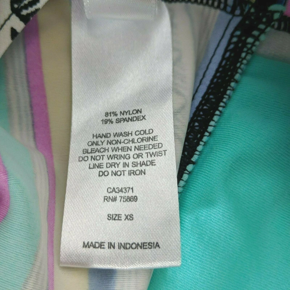 Traje de baño Tankini con volantes Hula Honey XS multicolor acolchado a rayas Foto 4 de 4