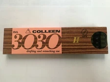 12 VINTAGE COLLEEN PENCILS: COMPLETE BOX OF "no.3030" H - MADE IN JAPAN - UNUSED