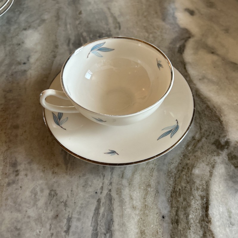 Set Of 10 Vintage Syracuse Fine China CELESTE Pattern Cup and Saucers