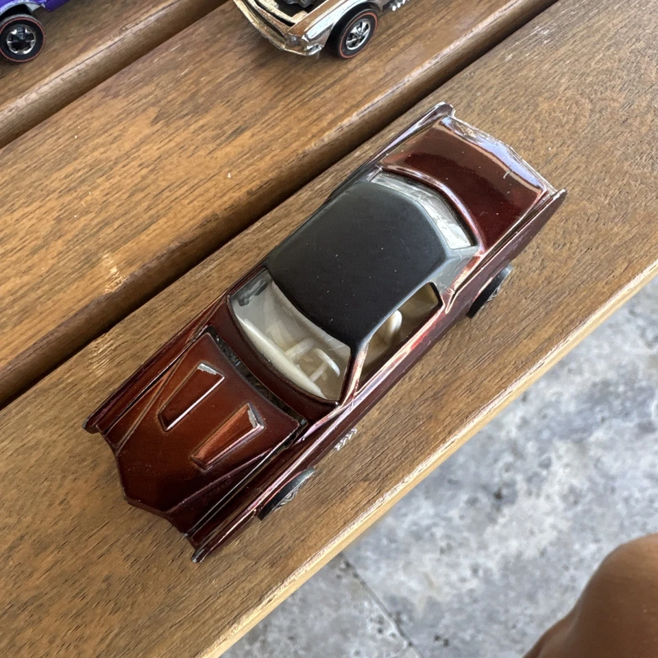 Hot Wheels Custom Eldorado - Brown - Vintage 1968 Redline - Image 2 of 4