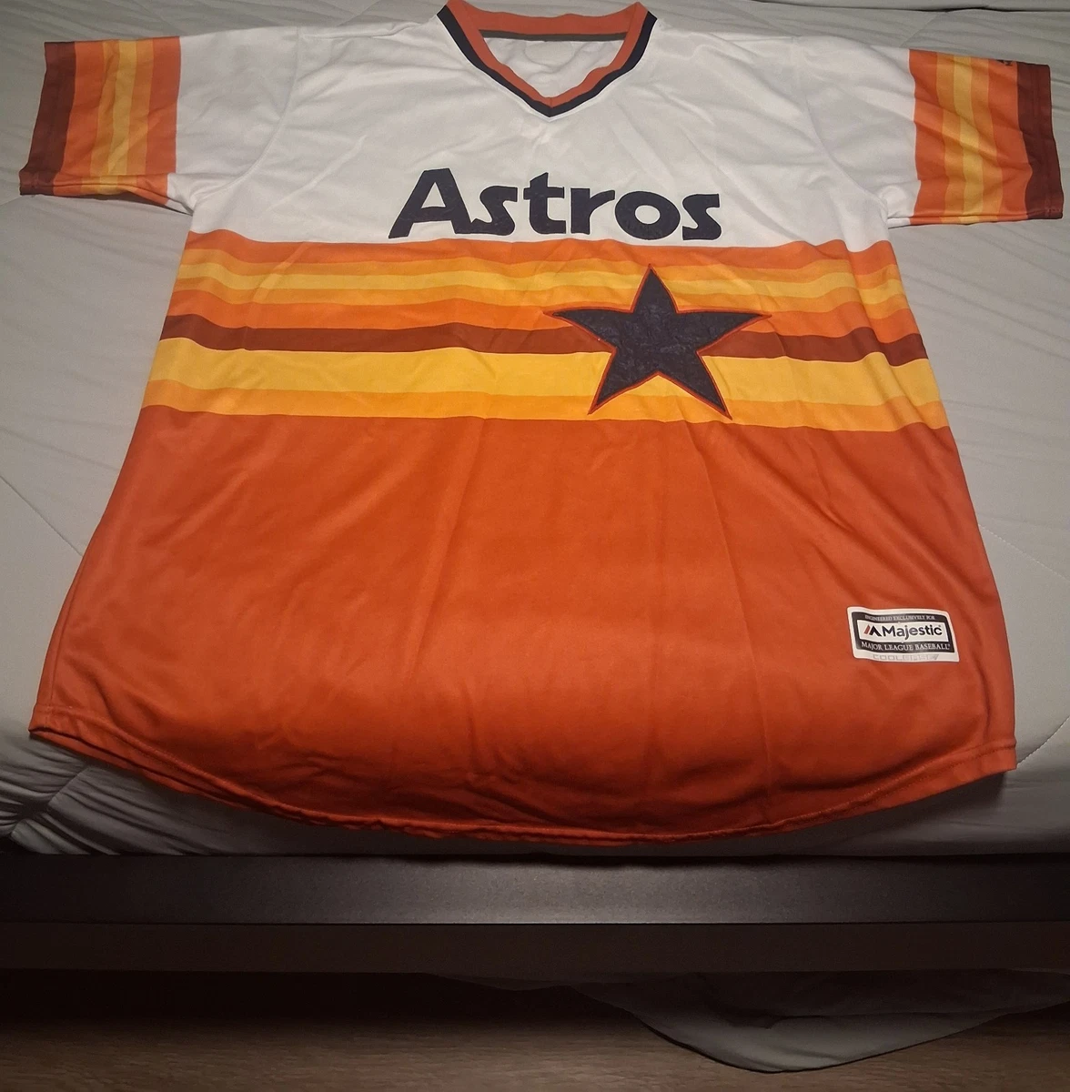 Preços baixos em Majestic Houston Astros Multicor Roupas e