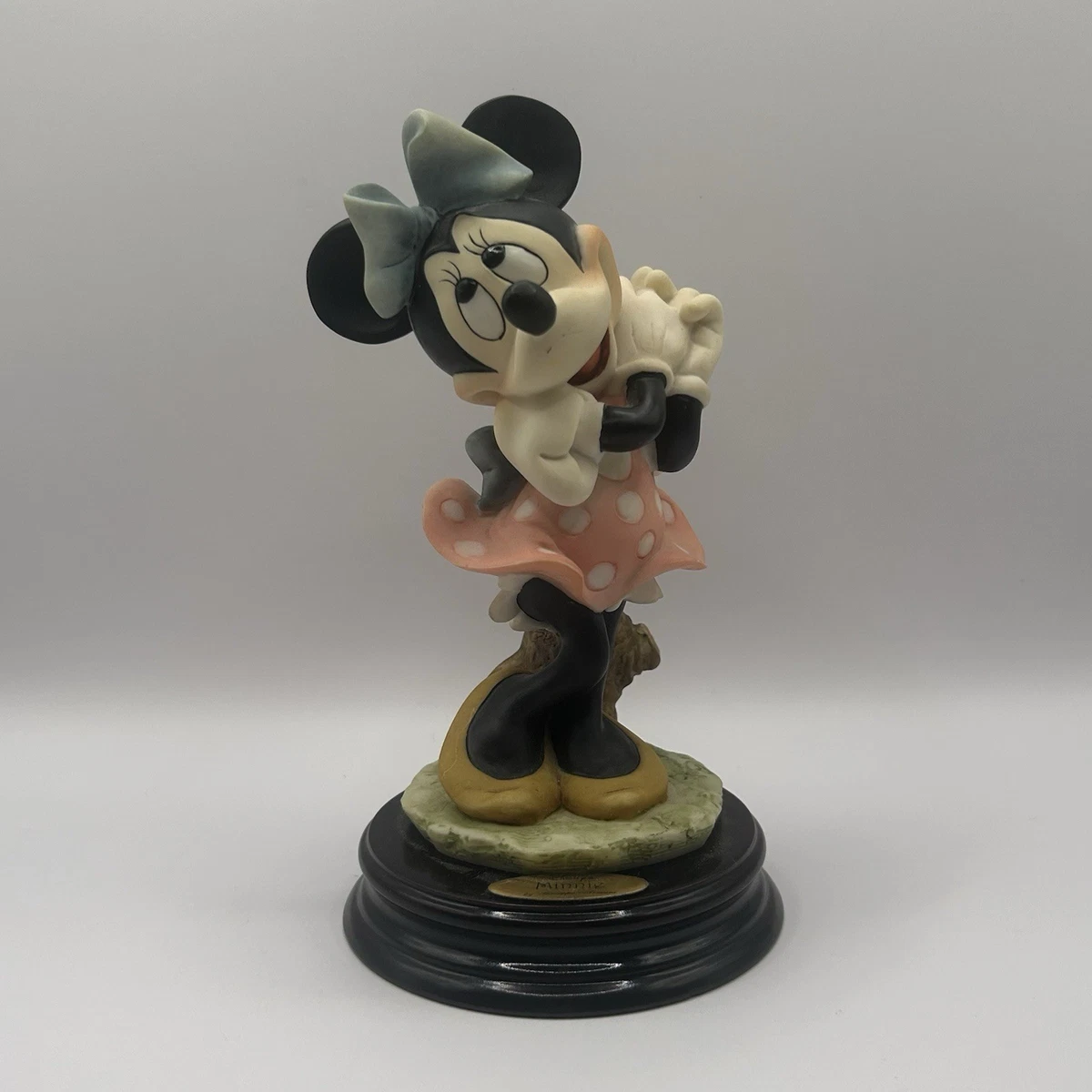 アルマーニ　ミニー　GIUSEPPE ARMANI ナースミニー Disney Armani Figurines products for sale | eBay