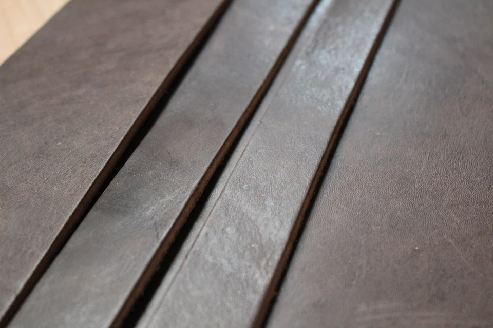 De Cuero Natural, Pieza Cuero, Liso , Grueso, Antiguo Braun Marrón Oscuro Gris - Imagen 4 de 4