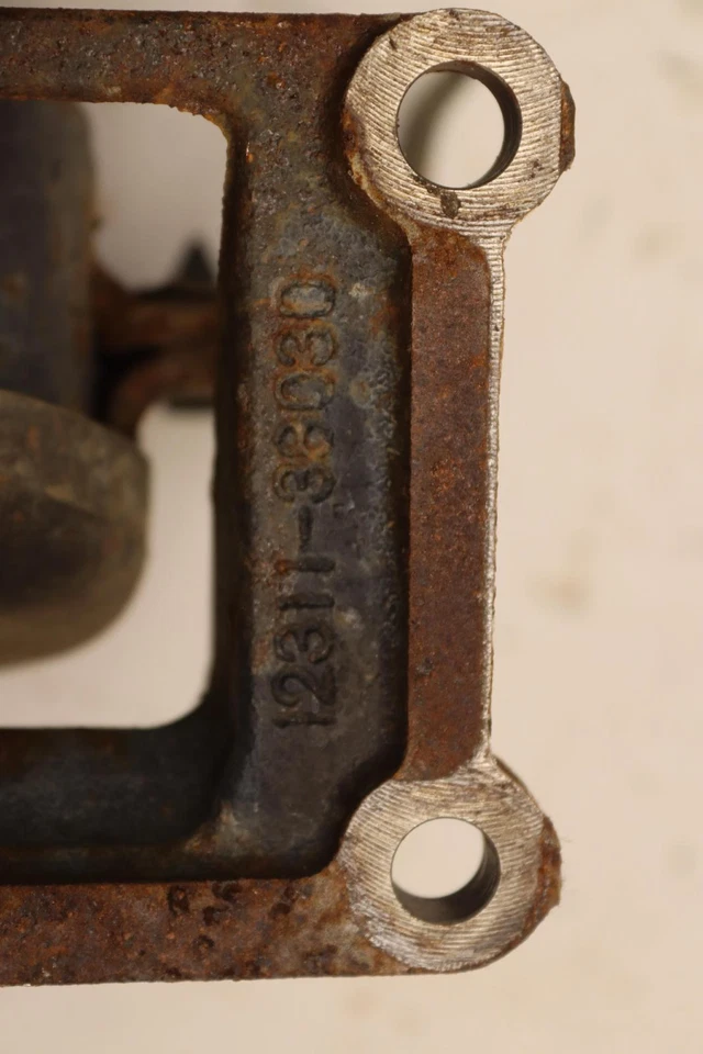 TOYOTA TUNDRA 2007-2021 4,6 L LADO DERECHO MOTOR MONTAJE SOPORTE OEM Foto 4 de 4