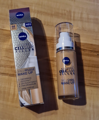 NIVEA Hyaluron Cellular Filler 3in1 Makeup Dunkel Foundation Teint 30ml