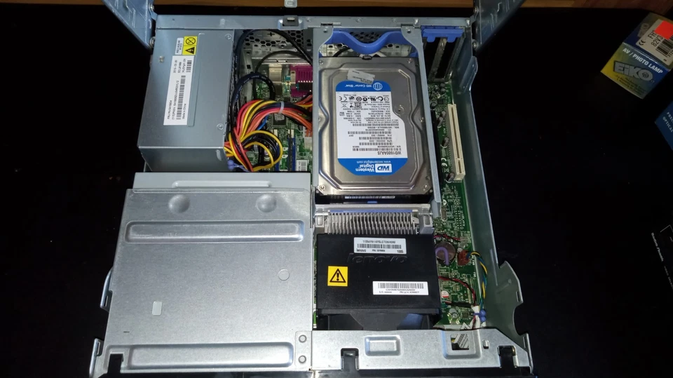 Lenovo Thinkcentre 7269 Desktop with Intel Core 2 Duo E7500 Windows 7 Pro 4GB - Image 3 of 4