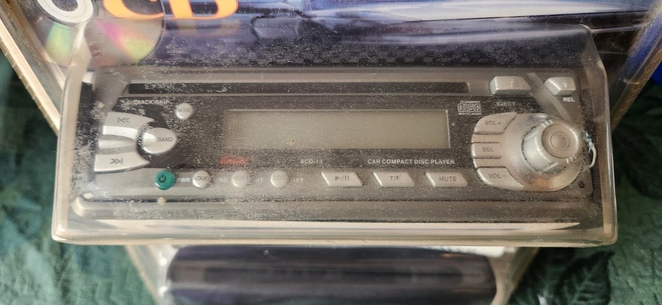 Audiovox Rampage ACD-13CS Car stereo am/fm CD 80watt sealed package ...