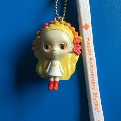 Blythe Happy Anniversary Strap 2002