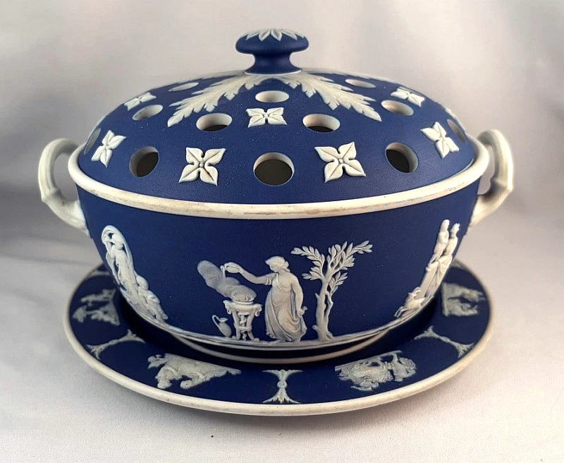 Blue Ceramic & Porcelain Vases 1850-1899 for sale | eBay