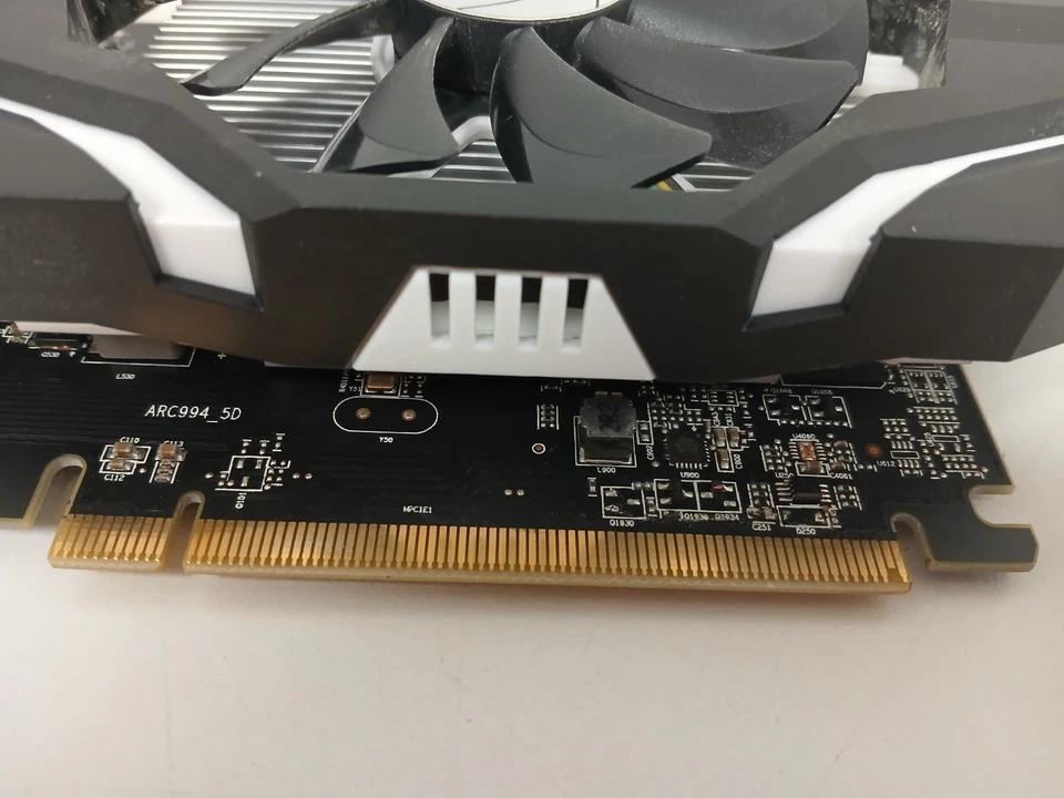 MSI Radeon RX 460 2GB OC Gaming Video Graphics Card - Image 2 of 4