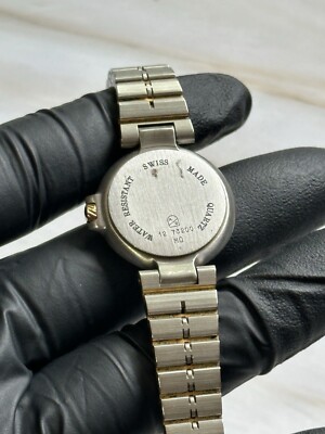 Authentic Dunhill Watch  MQ 22mm Women\'s Grays X Silver 2319503
Serial Number : Authentic Dunhill Watch MQ 22mm Women main image 4