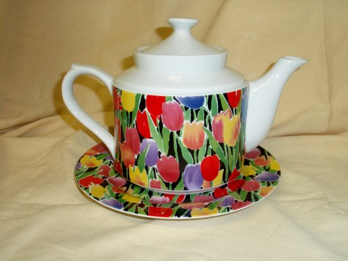 DEPARTMENT 56 Tulips 1988 Teapot Lid Underplate PopPrint Japan Multicolor GUC - Picture 1 of 12