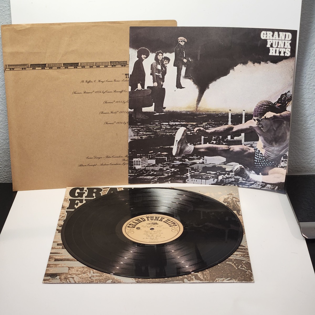 Grand Funk Hits 1972 - 1976 Capitol Records ST-11579 Vinyl LP