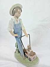 LLadro porcelain Nino Sabado "Saturday's Child" figurine. Orig box. DS07
